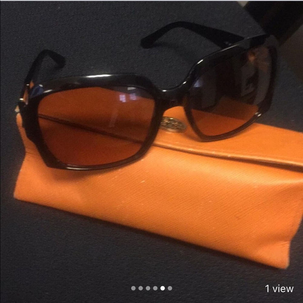 Tory Burch Sunglasses 🕶